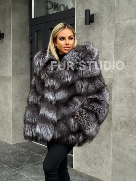 Шуба натуральная из чернобурки с капюшоном - фото 18