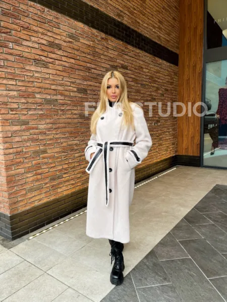 Белая шуба из натуральной шерсти - фото 4