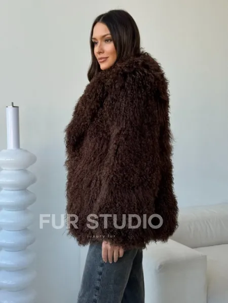 Коричневая шуба из ламы - фото 4