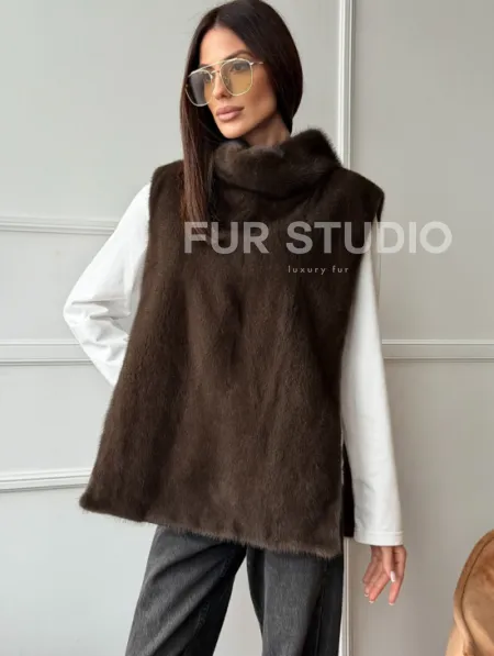 Норковая манишка коричневого цвета - фото 9