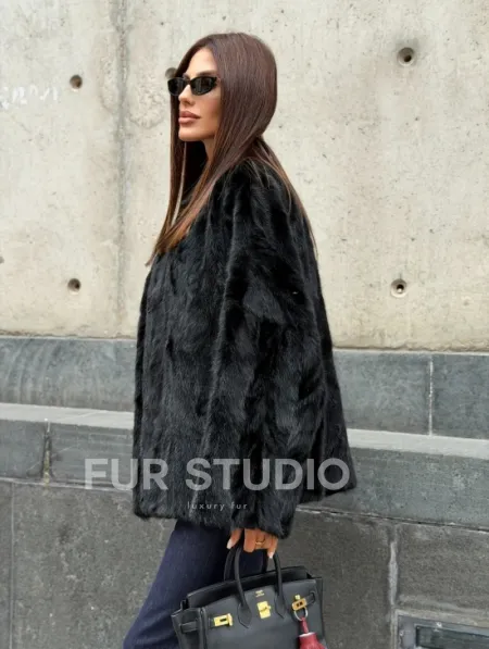 Шуба норковая из кусочков в стиле оверсайз - фото 14