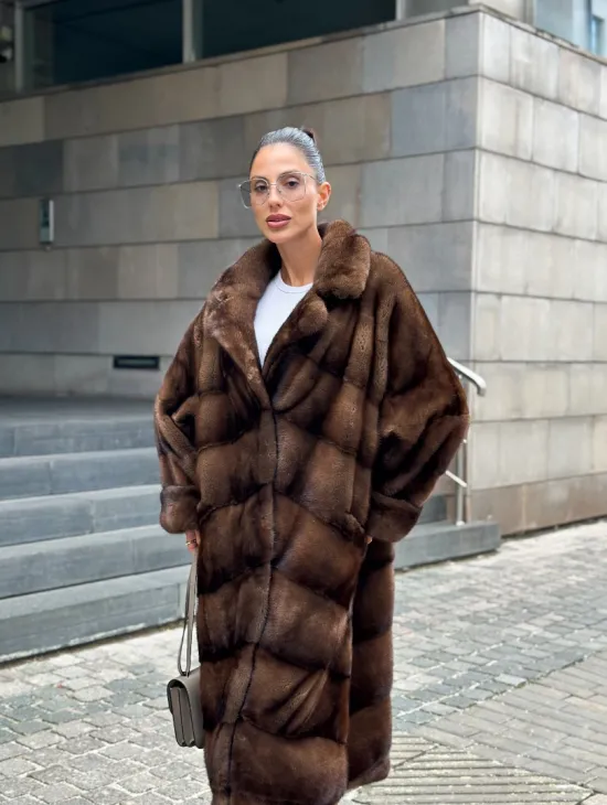 Шуба из меха норки английский воротник - цвет соболь - фото 3