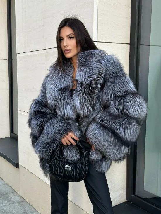 Шуба из меха чернобурки - английский воротник - фото 0