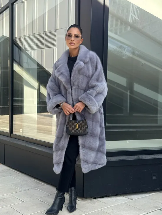 Голубая норковая шуба английский воротник, фасон кокон - фото 11