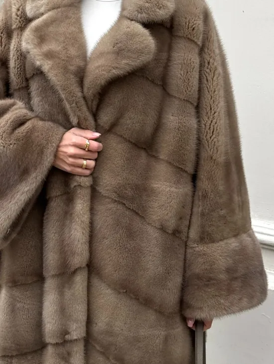 Норковая шуба Бохо из меха скандинавской норки Pastel (большие размеры) - фото 1