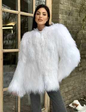 Шуба белая из меха ламы без воротника - фото 3