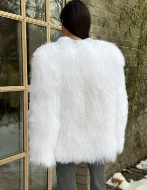Шуба белая из меха ламы без воротника - фото 2