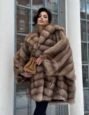 Шуба из меха куницы «летучая мышь» - фото 11