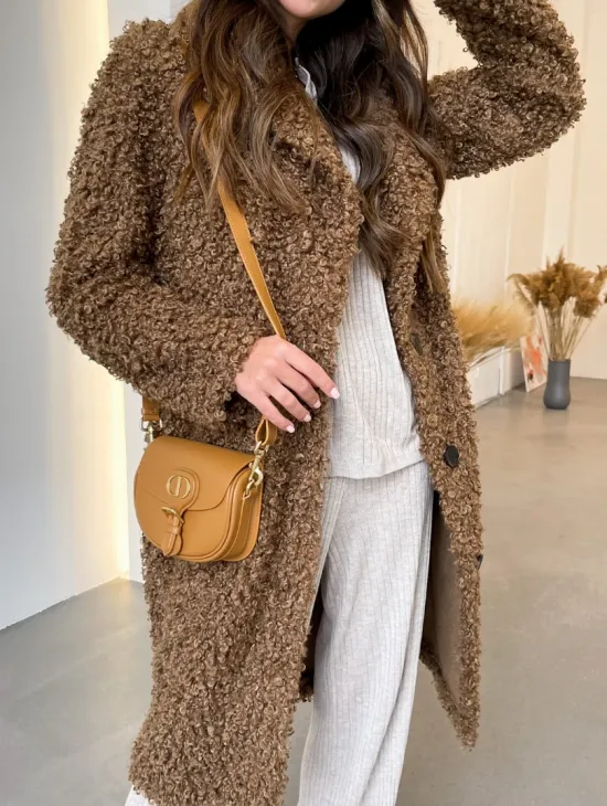 Шуба из искусственного меха - фото 2