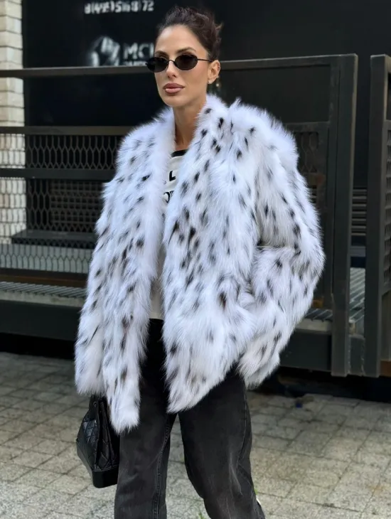 Шуба из меха белой аукционной лисы под рысь, ручная работа - фото 5