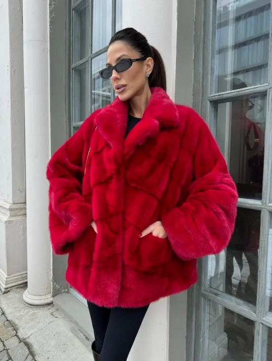 Полушубок норковый в гранатовом оттенке - фото 2