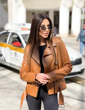 Косуха из натуральной кожи в цвете кэмел - фото 0